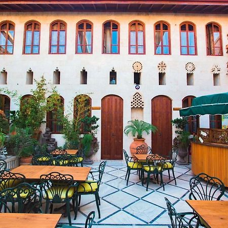 Yesil Ev Cafe & Boutique Hotel ฮาไตย์ ภายนอก รูปภาพ