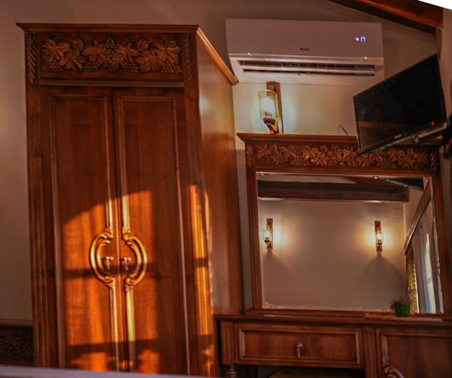Yesil Ev Cafe & Boutique Hotel ฮาไตย์ ภายนอก รูปภาพ