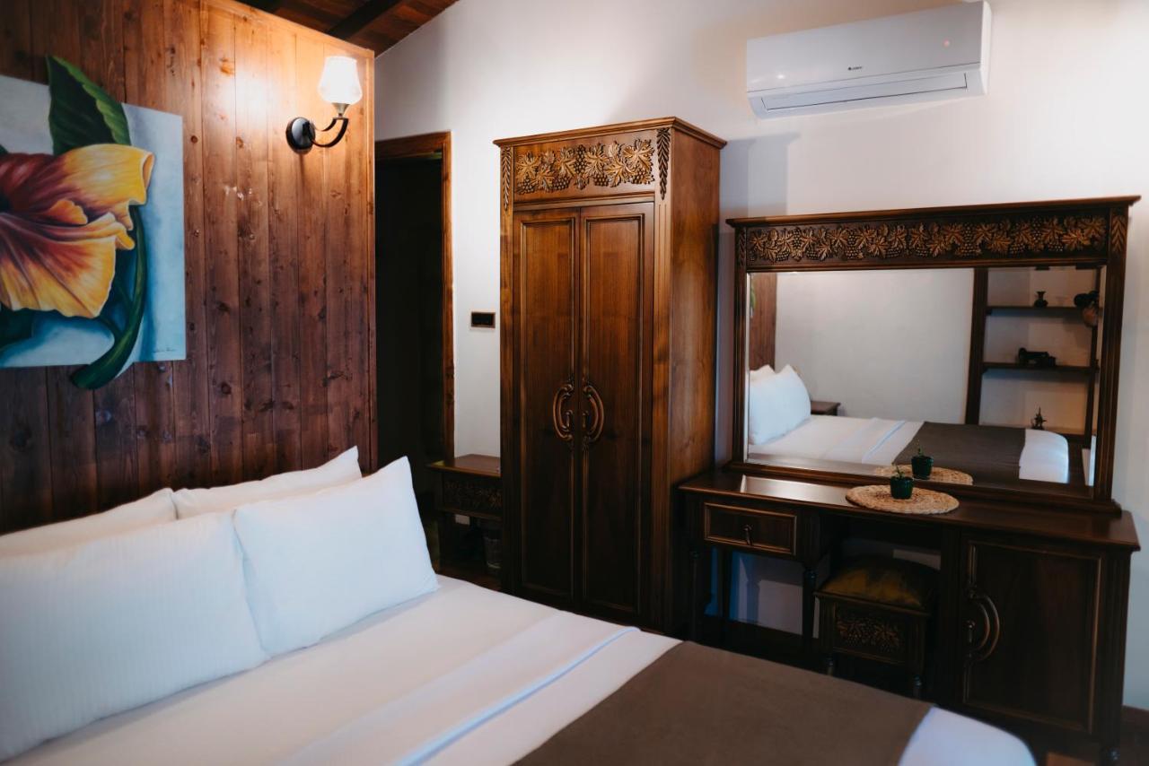 Yesil Ev Cafe & Boutique Hotel ฮาไตย์ ภายนอก รูปภาพ