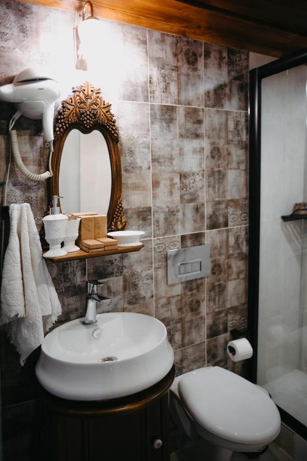 Yesil Ev Cafe & Boutique Hotel ฮาไตย์ ภายนอก รูปภาพ