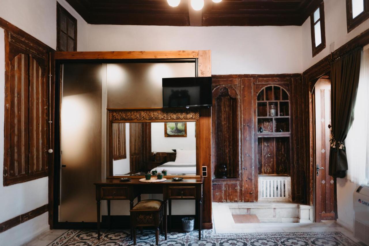 Yesil Ev Cafe & Boutique Hotel ฮาไตย์ ภายนอก รูปภาพ
