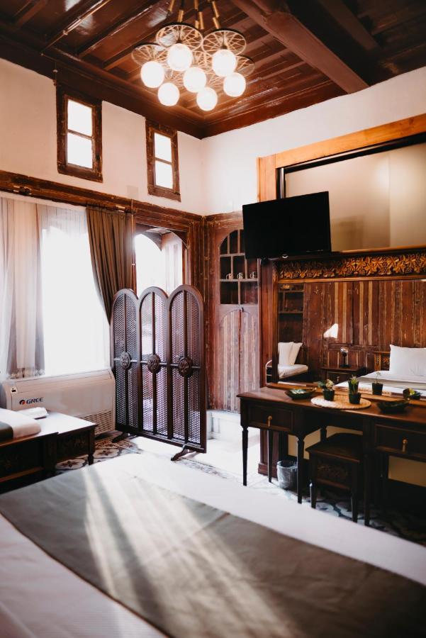 Yesil Ev Cafe & Boutique Hotel ฮาไตย์ ภายนอก รูปภาพ