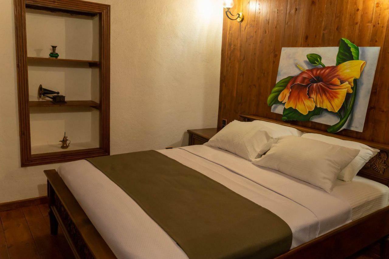 Yesil Ev Cafe & Boutique Hotel ฮาไตย์ ภายนอก รูปภาพ
